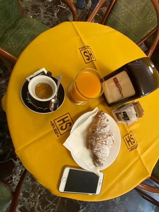 Hotel Select SantʼIlario dʼEnza Kültér fotó